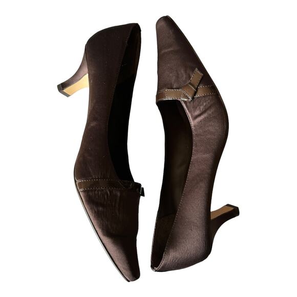 J. Loren Collection vintage brown fabric covered pumps with square toes size 8.5 - Picture 14 of 16